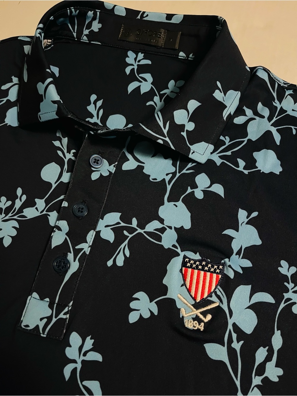 NEW Washington Golf Country Club Arlington VA Tropical Floral Polo Shirt MEDIUM